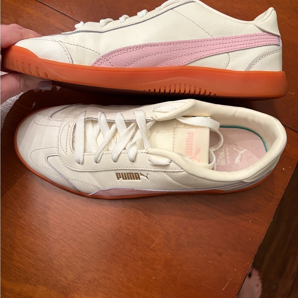 Puma Cream Leather Sneakers with Pale Pink Accents